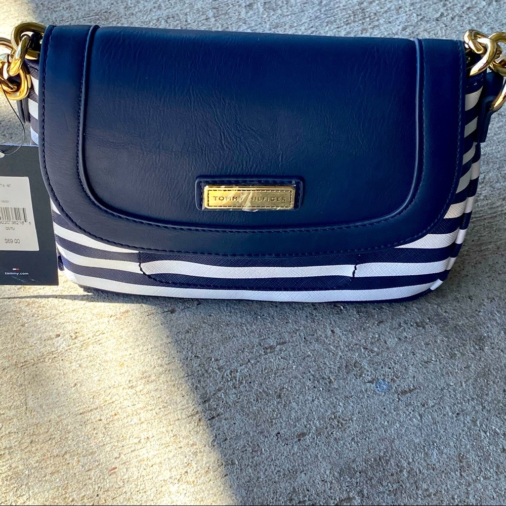 Tommy Hilfiger crossbody
